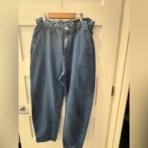 Zara High Rise Paperbag Denim Jeans in Classic Blue size 8